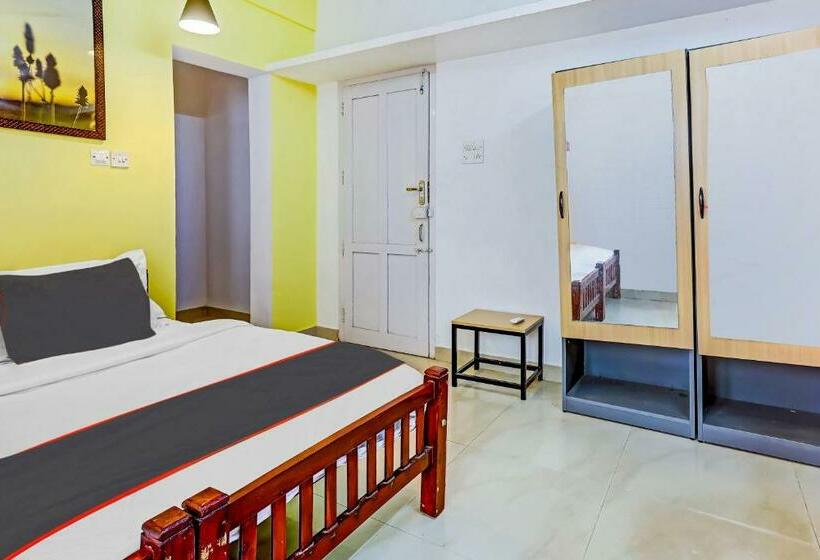Hotel Collection O 83346  Violet  Near Infosys  Technopark Trivandrum