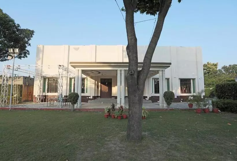 Hotelli O Surprise Farm House