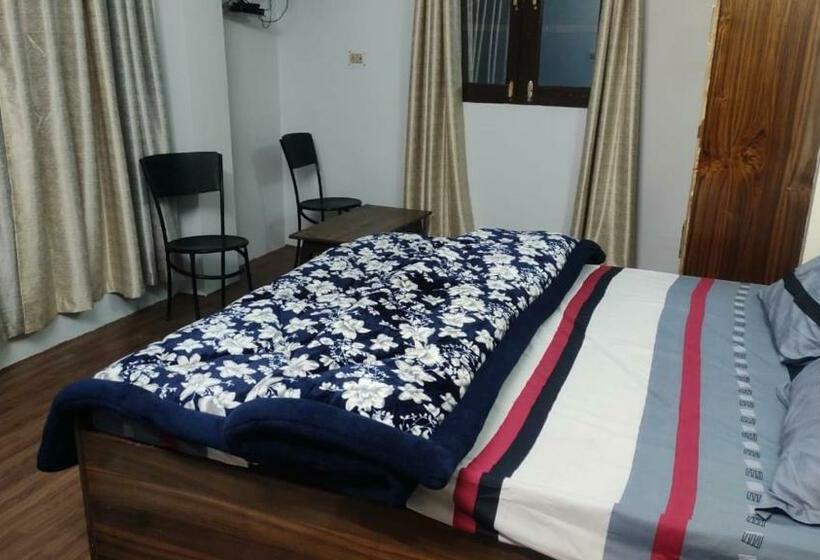 Pension Kailash View Sarahan