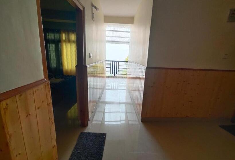 Pension Kailash View Sarahan