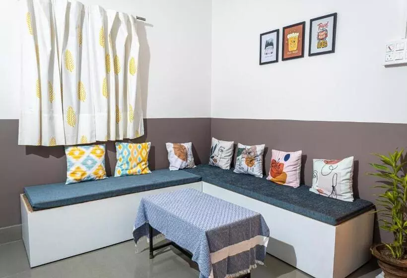 تختخواب و صبحانه Mulaqat Homestay