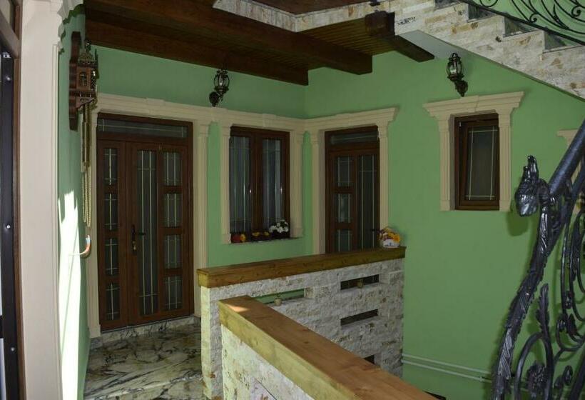 هتل Pensiunea Nobil Medieval