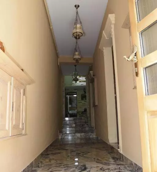 Hotelli Pensiunea Nobil Medieval