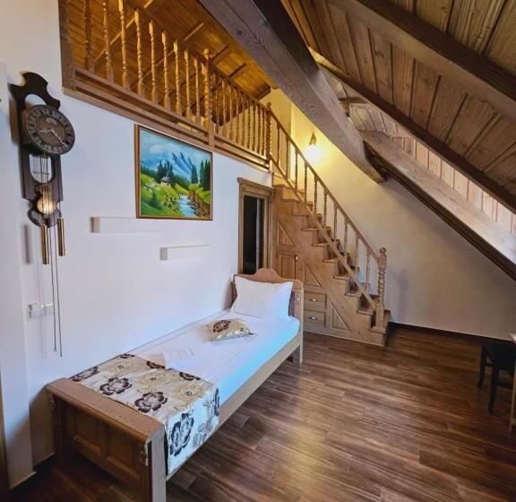 هتل Pensiunea Nobil Medieval