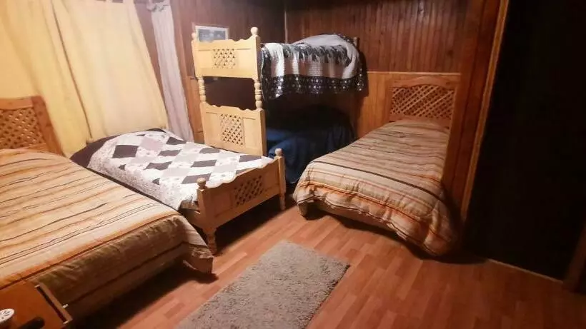تختخواب و صبحانه Casa Kaiser