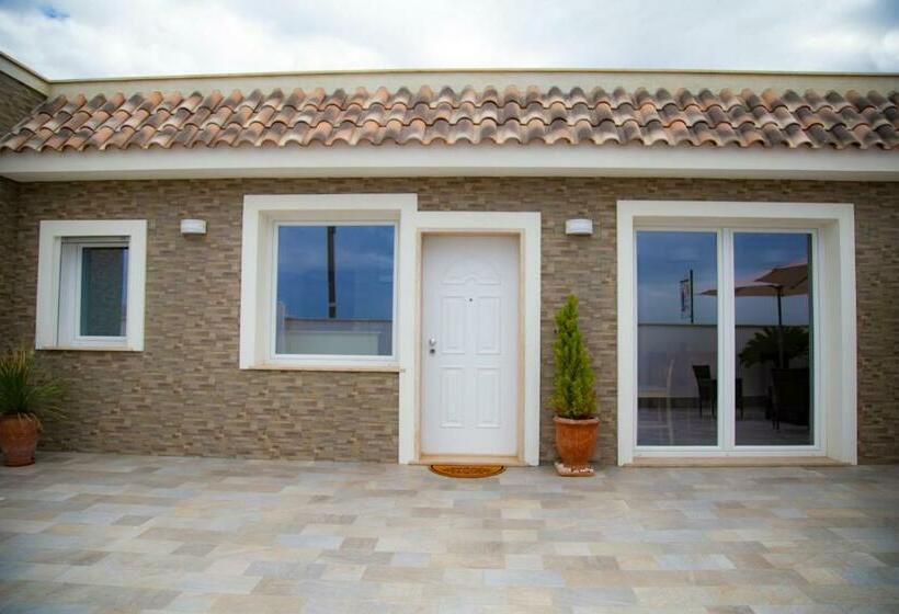 تختخواب و صبحانه Il Granello