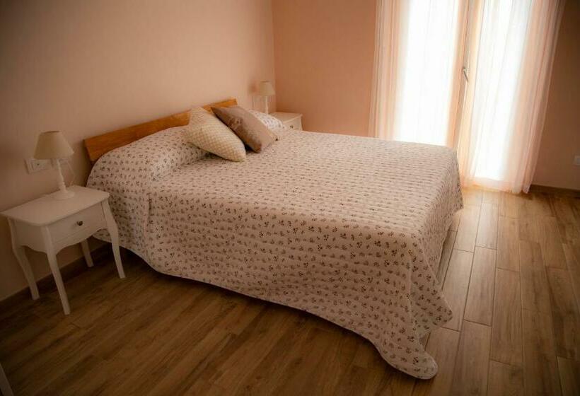 تختخواب و صبحانه Il Granello