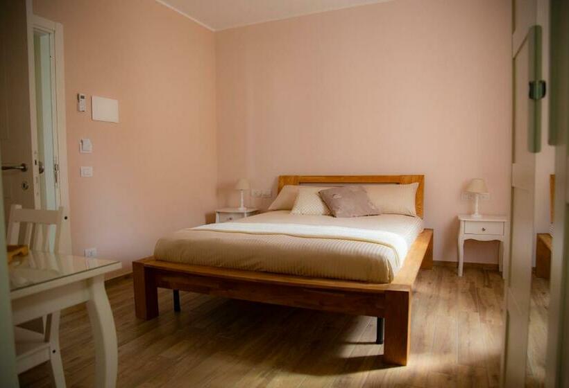 تختخواب و صبحانه Il Granello