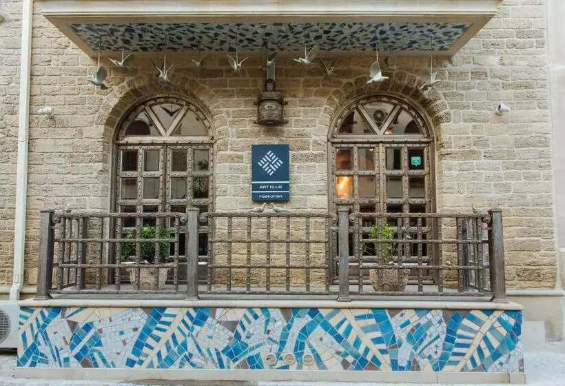 هتل Art Club
