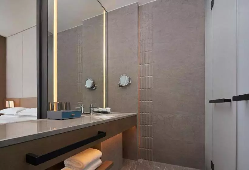 هتل Courtyard By Marriott Wenzhou Yueqing