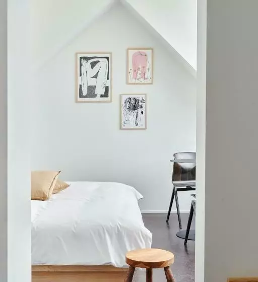 ホテル Edgar Guesthouse