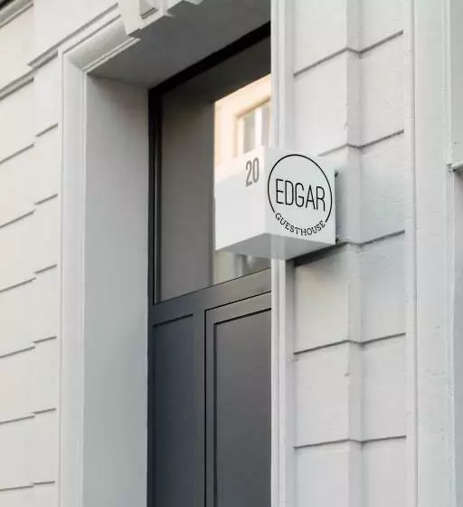 ホテル Edgar Guesthouse