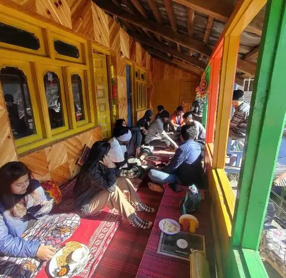 ホテル Mountain View Guesthouse And Cafe