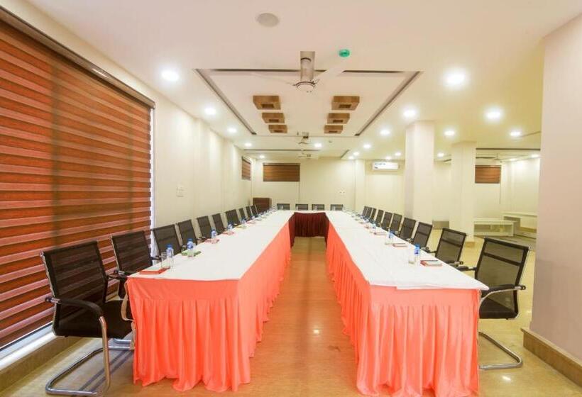 酒店 Shivaay Morex A Vegetarian