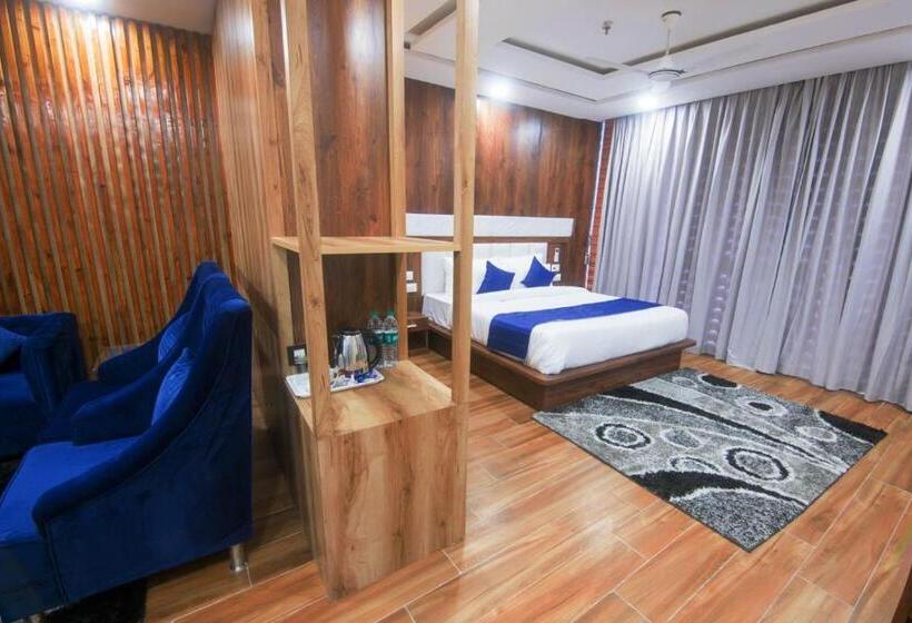 酒店 Shivaay Morex A Vegetarian