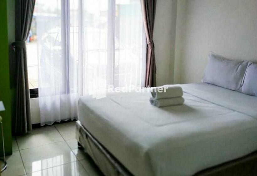 Hotel Sky Flores Bungalow Syariah Redpartner