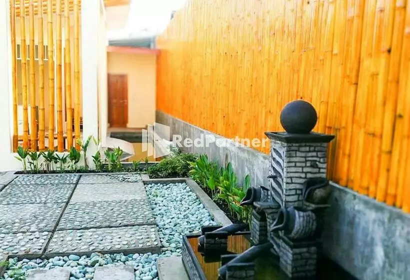ホテル Sky Flores Bungalow Syariah Redpartner