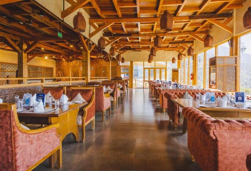 Hotel Skyview By Empyrean