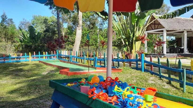 هتل The Sanctuary Lodge