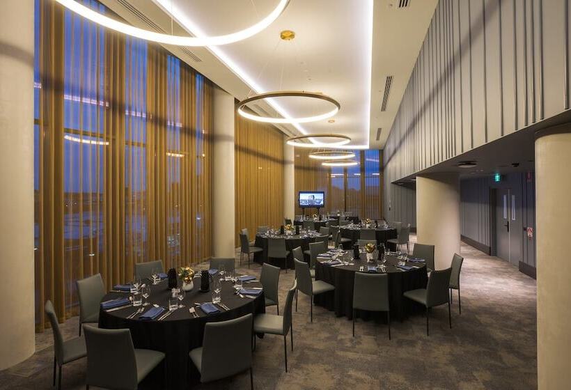 Oakwood Premier Melbourne