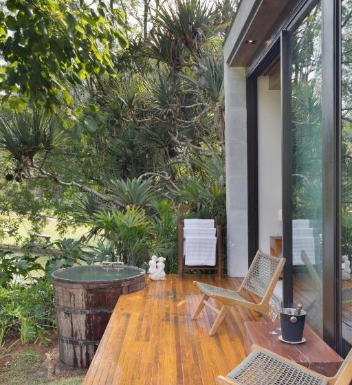 هتل Casa Marambaia