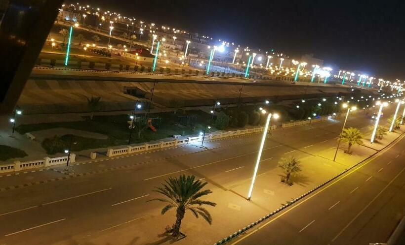 בית מלון כפרי Concord Palace