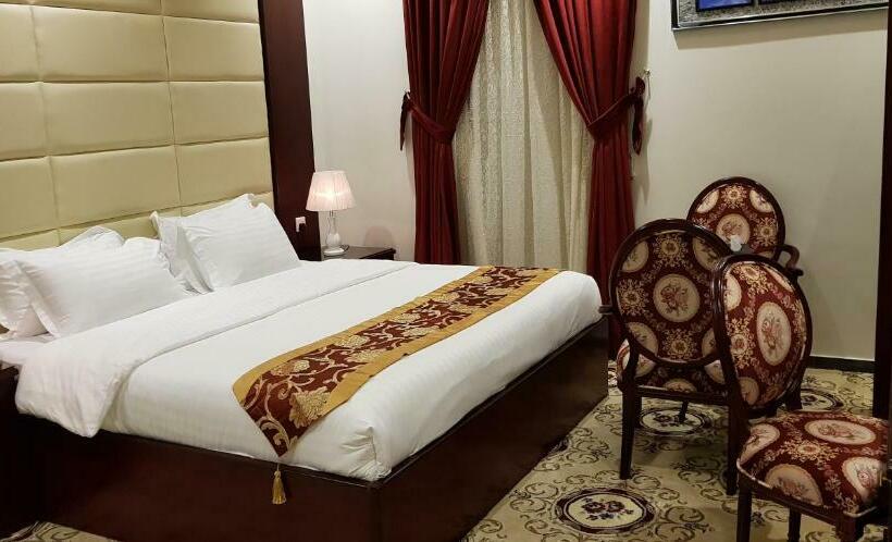 בית מלון כפרי Concord Palace