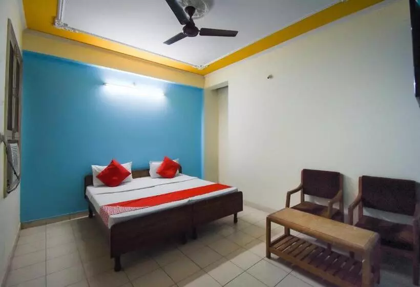 ホテル Oyo 65608 Wings Guest House
