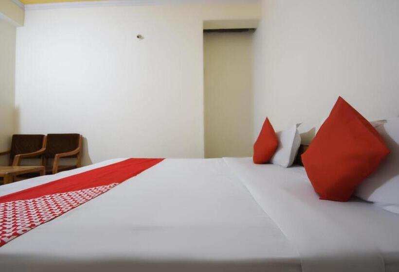 ホテル Oyo 65608 Wings Guest House