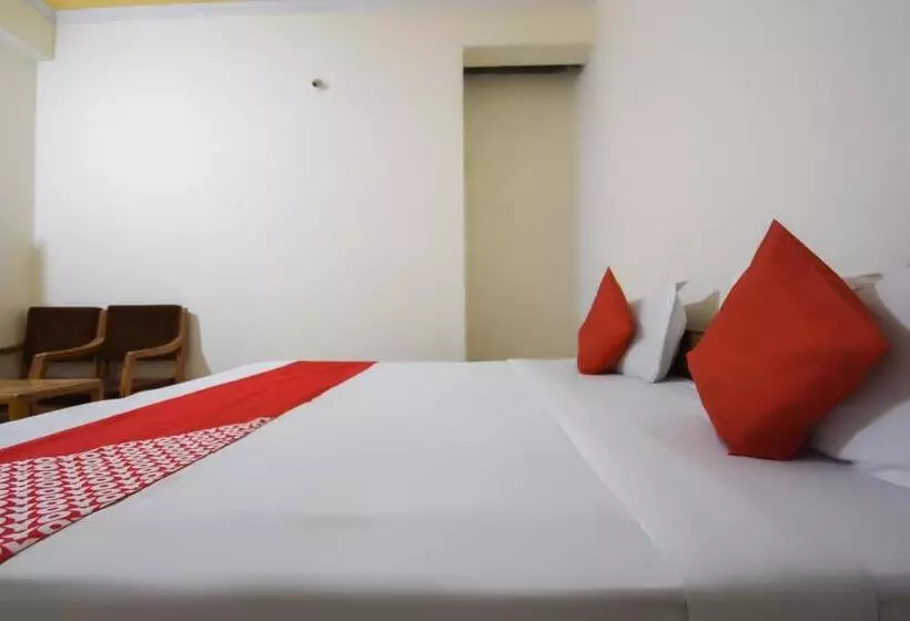 ホテル Oyo 65608 Wings Guest House