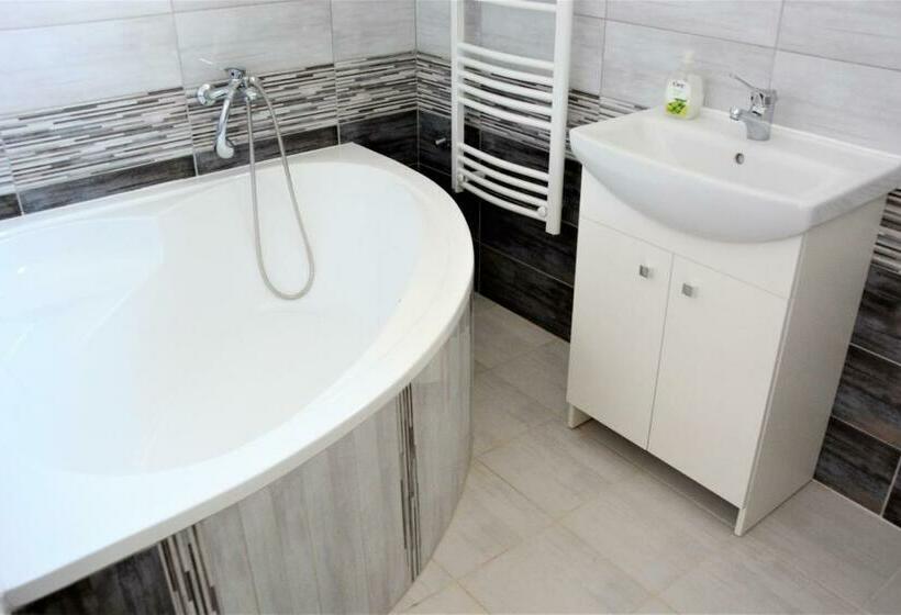 펜션 Unicum Vendégház