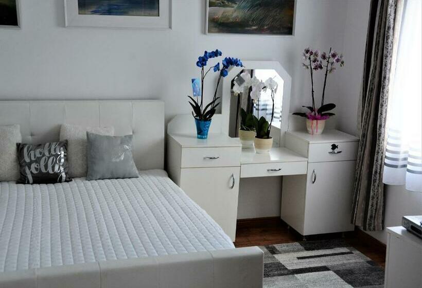 펜션 Unicum Vendégház