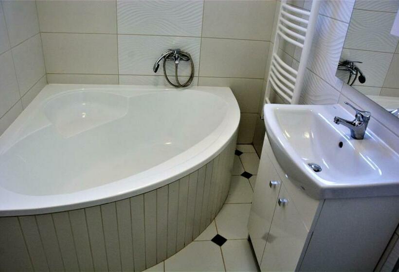 펜션 Unicum Vendégház