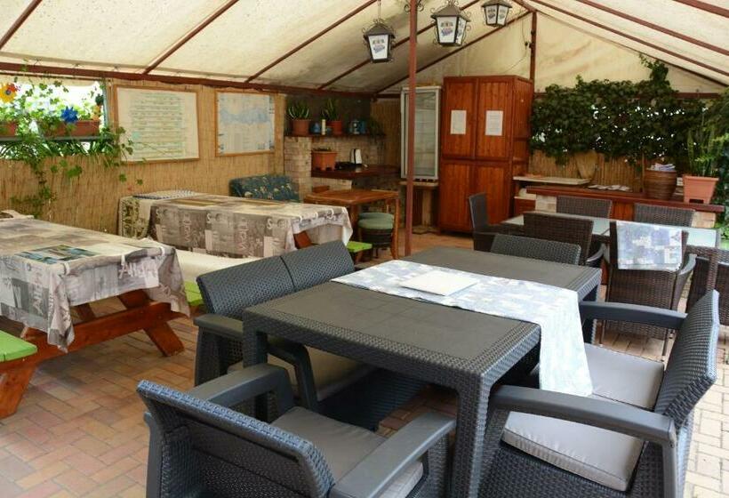 펜션 Unicum Vendégház