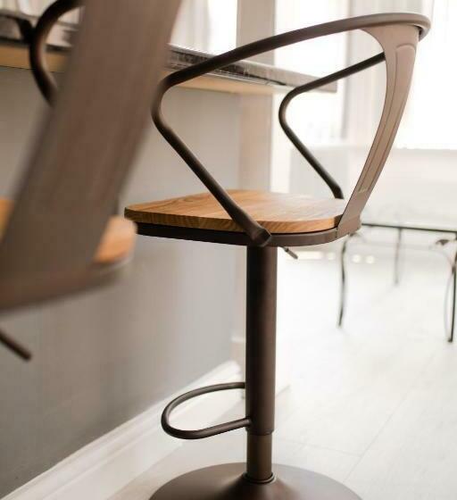 Platform City Studio With Parking