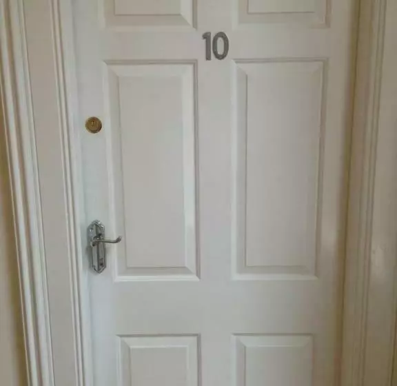 Platform City Studio With Parking