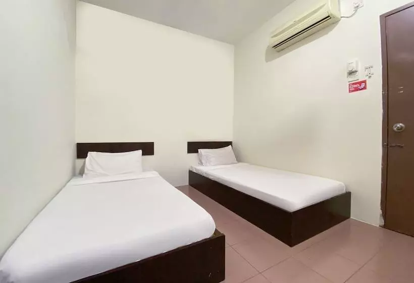 Spot On 89907 Motel Impian