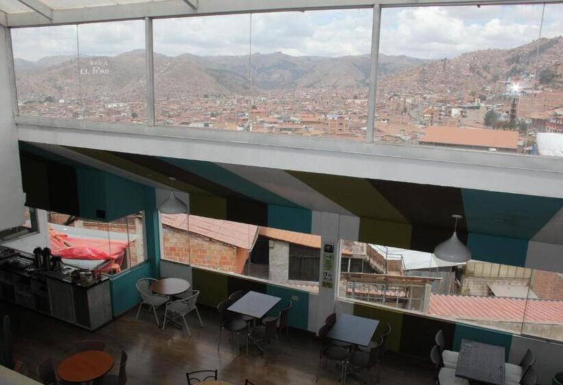 Cuscopackers Hostels