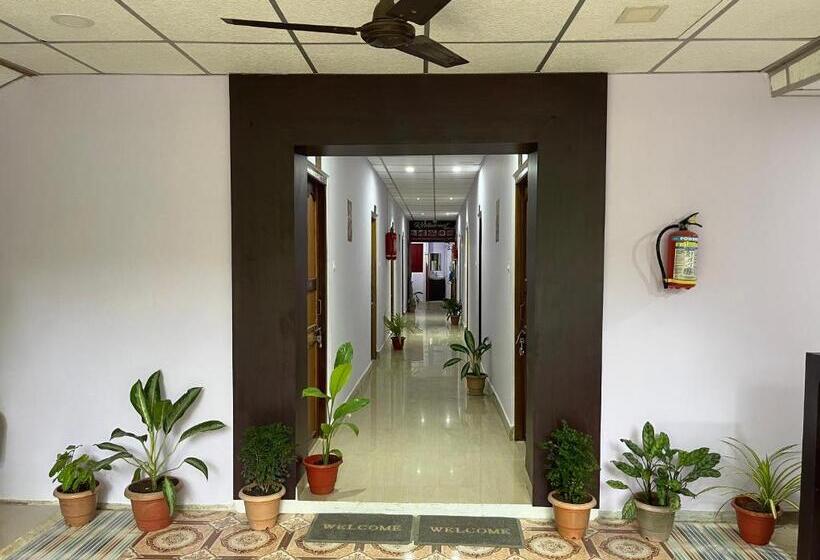 Hotel Purnima Residency