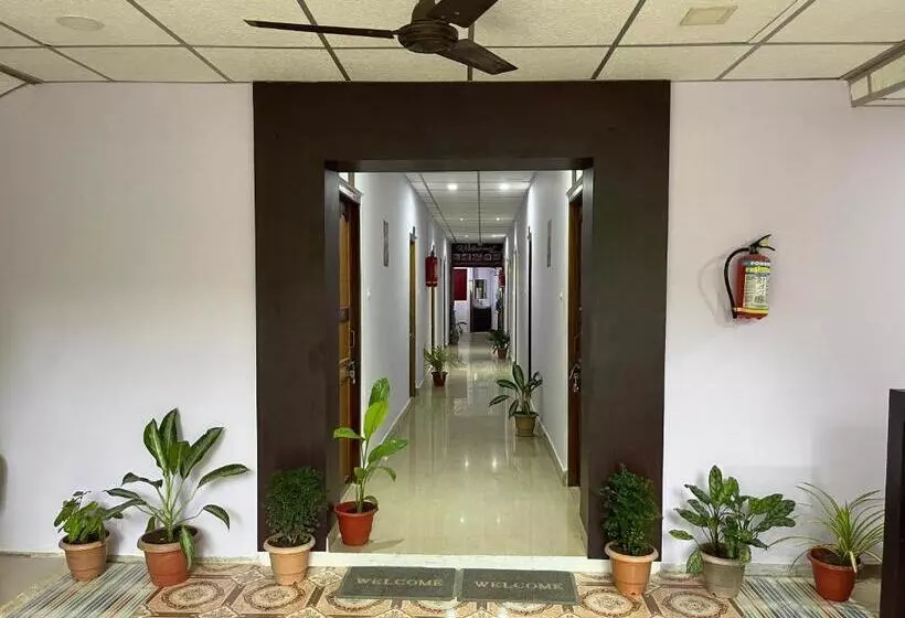 Hotelli Purnima Residency