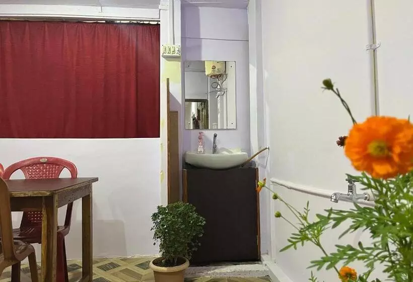 Hotelli Purnima Residency