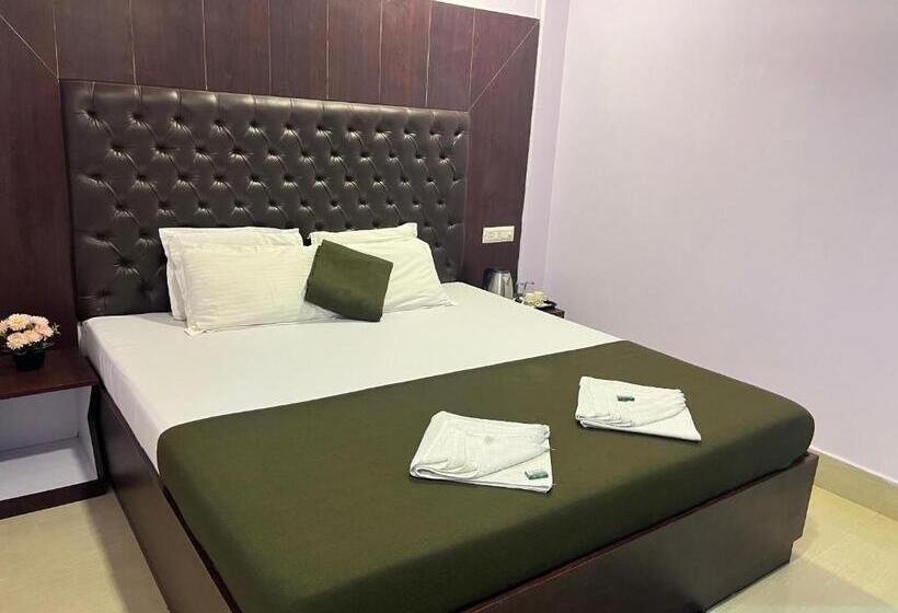 Hotel Purnima Residency
