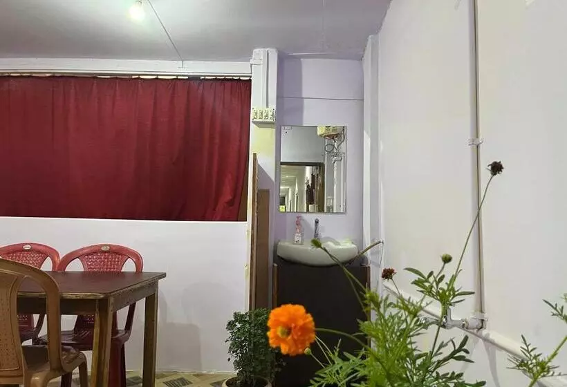 Hotelli Purnima Residency