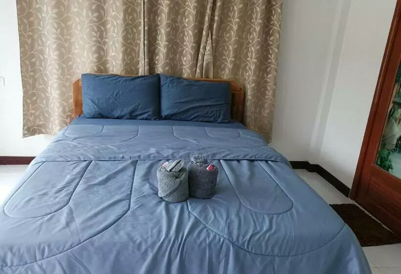 استراحتگاه Baan Khaoneawdum