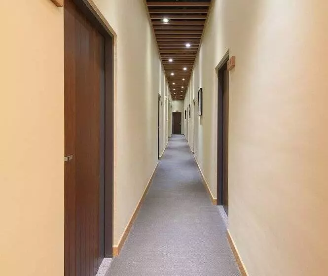 هتل Sun Hola Villa