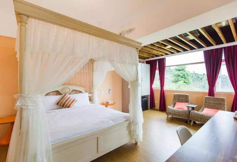 هتل Sun Hola Villa