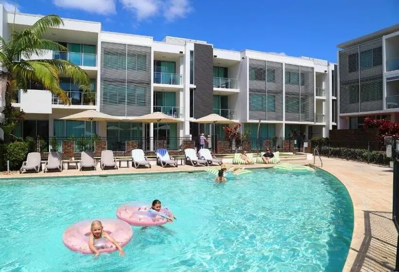 Element On Coolum Beach