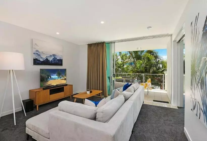 Element On Coolum Beach