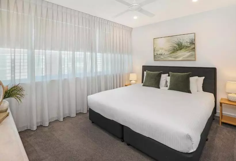 Element On Coolum Beach