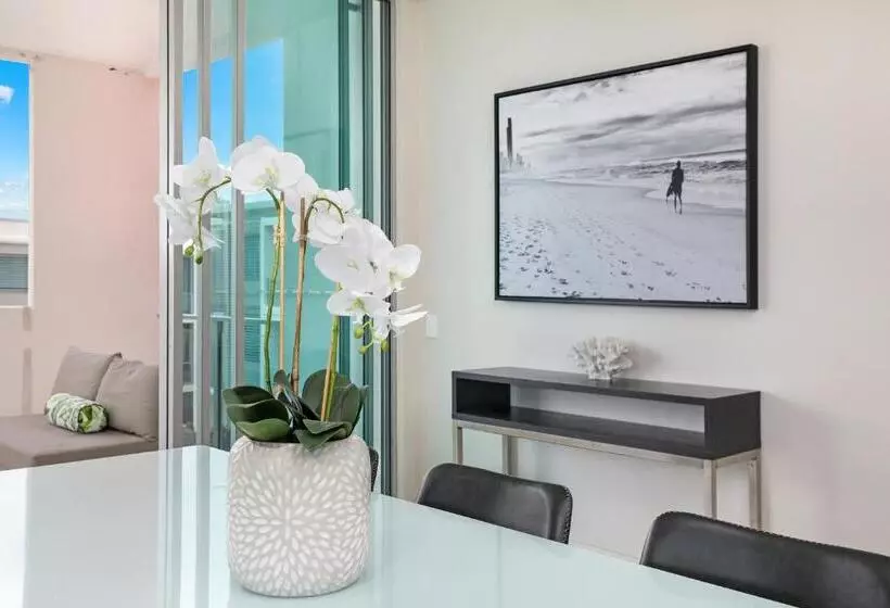 Element On Coolum Beach